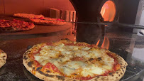Photos du propriétaire du Pizzeria C PIZZA AU FEU DE BOIS Asnières à Asnières-sur-Seine - n°8