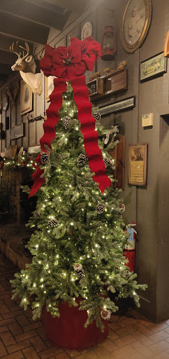 American Restaurant «Cracker Barrel Old Country Store», reviews and photos, 380 N Jacob Dr, Bloomington, IN 47404, USA