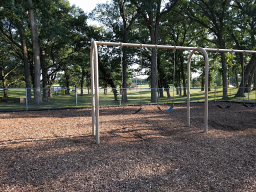 Recreation Center «Robert W. Rolek Community Center - Round Lake Area Park District», reviews and photos, 814 Hart Rd, Round Lake, IL 60073, USA