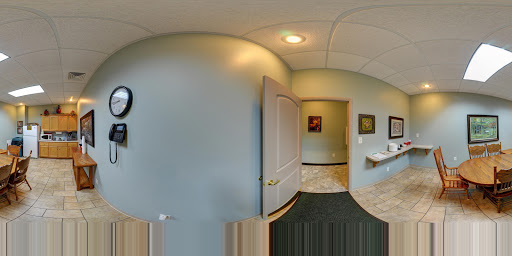 Funeral Home «Neal-Tarpley-Parchman Funeral Home», reviews and photos, 1510 Madison St, Clarksville, TN 37040, USA