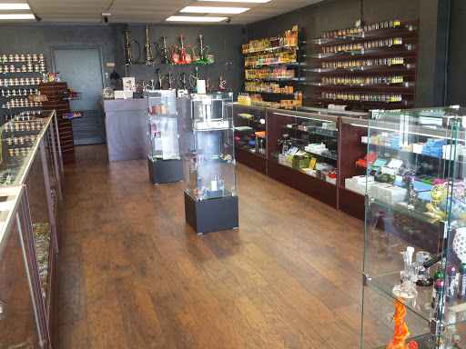 Tobacco Shop «Hazel Sky Smoke Shop San Pedro», reviews and photos, 7071 San Pedro Ave, San Antonio, TX 78216, USA