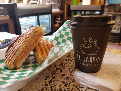 El Jardín Café & Bistro