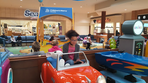 Shopping Mall «Towne East Square», reviews and photos, 7700 E Kellogg Dr, Wichita, KS 67207, USA