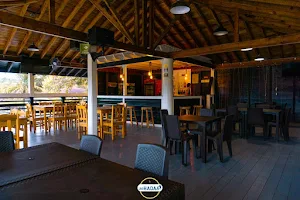 Las Hadas Bar y Restaurante image