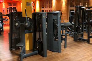 Fitnesscenter Muskelkater image