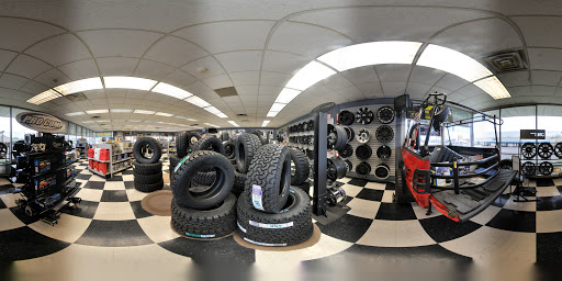 Truck Accessories Store «4 Wheel Parts Performance Center - Indianapolis», reviews and photos, 9470 E Washington St, Indianapolis, IN 46229, USA