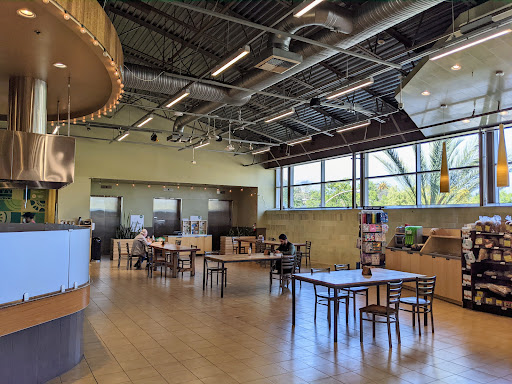 Grocery Store «Whole Foods Market», reviews and photos, 465 S Arroyo Pkwy, Pasadena, CA 91105, USA