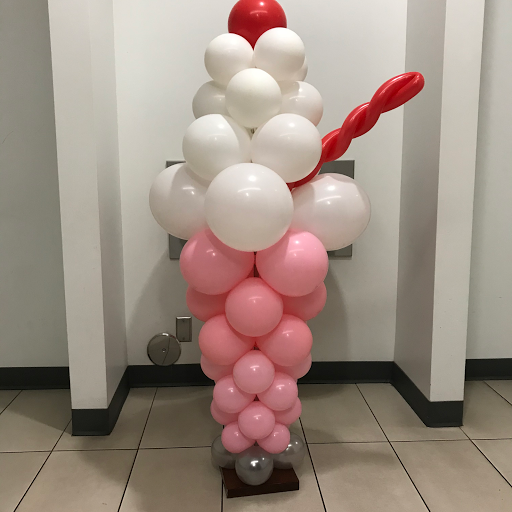 Yvette's Balloon Designs