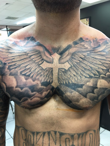 Explore simple tattoo outline ideas, creative tattoo ideas in Houston, available at 333 Tattoo Studio HTX