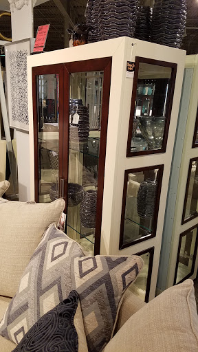 Furniture Store «Rooms To Go Furniture Store - Durham», reviews and photos, 4144 Durham-Chapel Hill Blvd a, Durham, NC 27707, USA