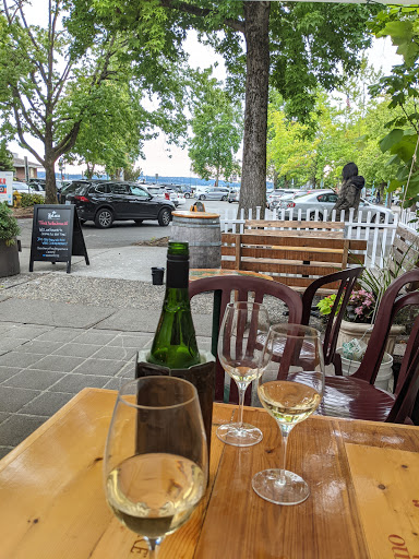 Liquor Store «The Grape Choice», reviews and photos, 9 Lakeshore Plaza, Kirkland, WA 98033, USA