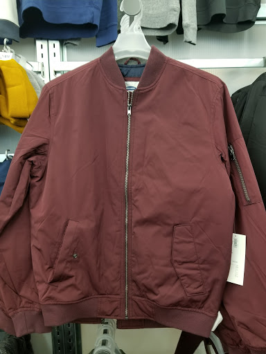 Clothing Store «Old Navy», reviews and photos, 6711 Frontier Dr, Springfield, VA 22150, USA