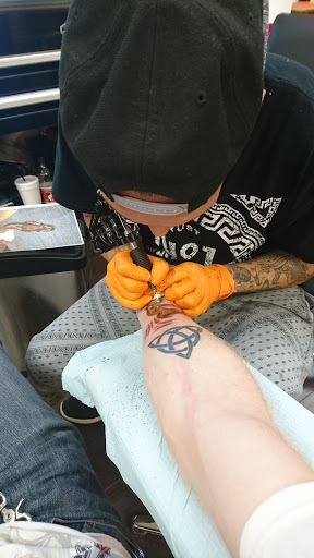 Tattoo Shop «4Ever Inked Tattoo Studio», reviews and photos, 5009 Garth Rd, Baytown, TX 77521, USA