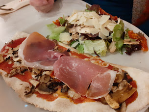 Photo n°52 de Signorizza Pizzeria Restaurant La Roche-sur-Yon à La Roche-sur-Yon ()