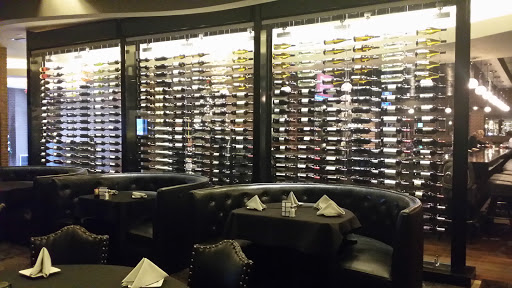 Fine Dining Restaurant «Scotch & Sirloin», reviews and photos, 5325 E Kellogg Dr, Wichita, KS 67218, USA