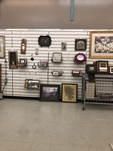 Thrift Store «Downtown Rescue Mission Thrift Store», reviews and photos