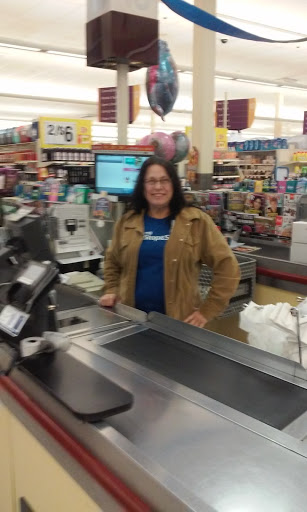 Grocery Store «Stop & Shop», reviews and photos, 370 Hemingway Ave, East Haven, CT 06512, USA