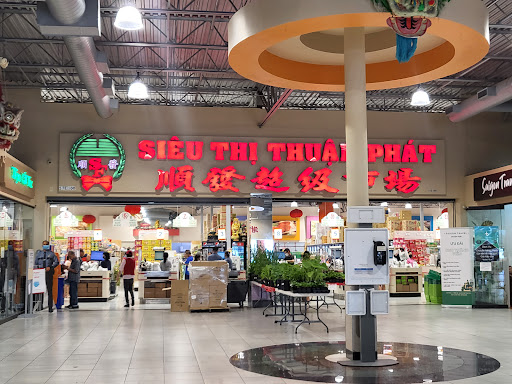 Shopping Mall «Cali Saigon Mall», reviews and photos, 3212 N Jupiter Rd, Garland, TX 75044, USA