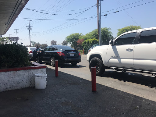 Car Wash «Beach-Lin Hand Car Wash», reviews and photos, 126 S Beach Blvd, Anaheim, CA 92804, USA