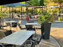 Atmosphère du Restaurant Auberge Du Caroux à Mons - n°1