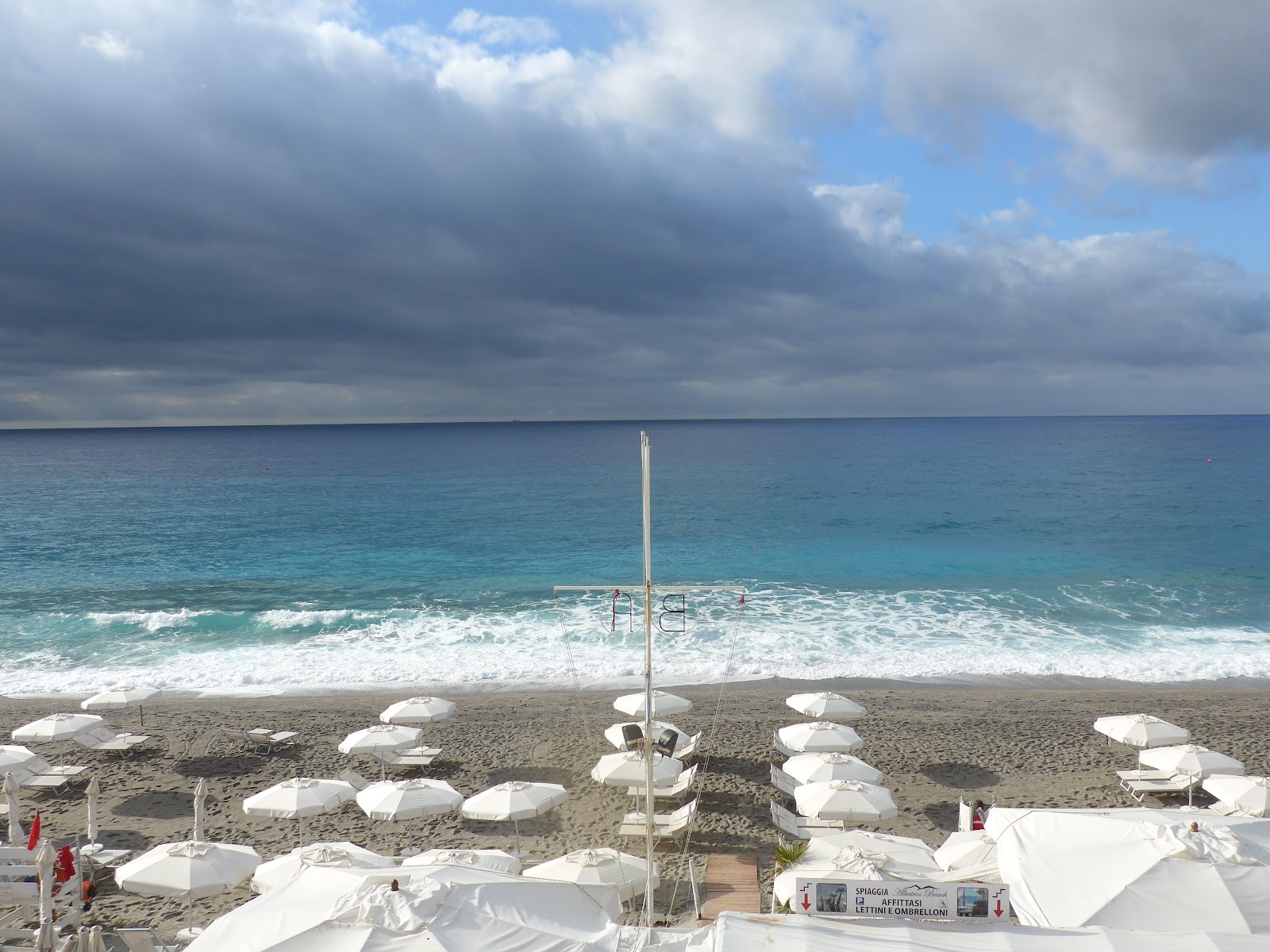 Photo de Plage de Varigotti - endroit populaire parmi les connaisseurs de la détente