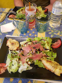 Plats et boissons du Restaurant de spécialités provençales Le Jardin Des Délices à Les Baux-de-Provence - n°1
