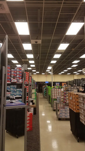 Shoe Store «Shoe Carnival», reviews and photos, 1206 Bridford Pkwy, Greensboro, NC 27407, USA