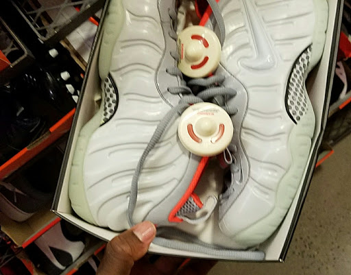 Sporting Goods Store «Nike Factory Store», reviews and photos, 537 Monmouth Rd #340, Jackson, NJ 08527, USA