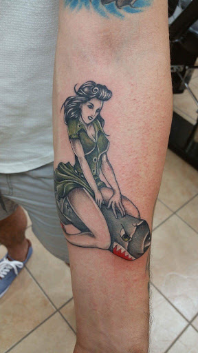 Tattoo Shop «Island Ink Tattoo», reviews and photos, 1215 Miracle Strip Pkwy SE, Fort Walton Beach, FL 32548, USA