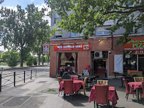 Atmosphère du Restaurant indien New Maharaja Grill à Saint-Denis - n°3