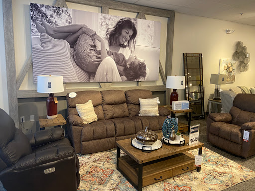 Furniture Store «La-Z-Boy Furniture Galleries», reviews and photos, 2328 Lincoln Hwy, Langhorne, PA 19047, USA