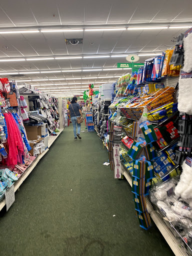 Shopping Mall «Addison Mall», reviews and photos, 2970 W Addison St, Chicago, IL 60618, USA