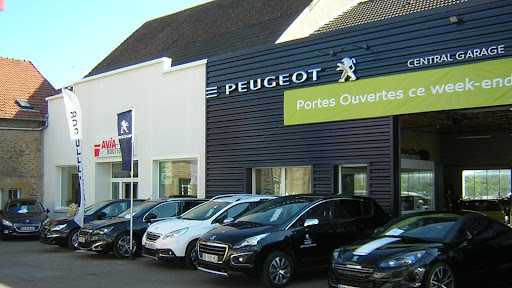 Photo 2 - LM AUTOMOBILE