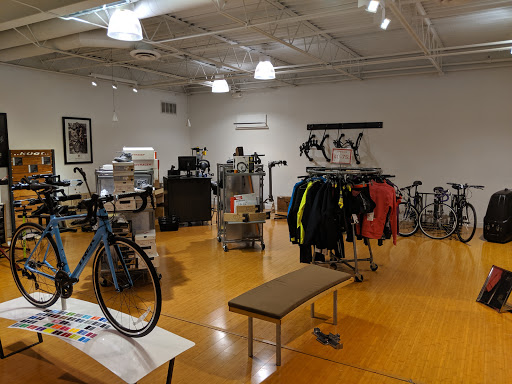 Bicycle Store «Trek Bicycle Store Cincinnati», reviews and photos, 9695 Kenwood Rd, Cincinnati, OH 45242, USA