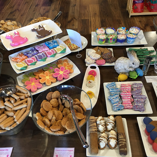 Pet Groomer «Woof Gang Bakery Rockwall», reviews and photos, 832 Steger Towne Rd, Rockwall, TX 75032, USA