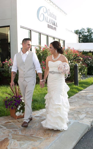 Bridal Shop «The White Magnolia Bridal Collection», reviews and photos, 1716 Hendricks Ave, Jacksonville, FL 32207, USA