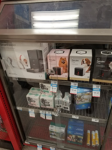 Pet Supply Store «Petco Animal Supplies», reviews and photos, 9078 SE Sunnyside Rd, Clackamas, OR 97015, USA