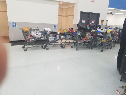 Department Store «Walmart Supercenter», reviews and photos, 9300 NW 77th Ave, Hialeah Gardens, FL 33016, USA