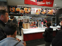 Atmosphère du Restaurant KFC Marseille la Valentine - n°4