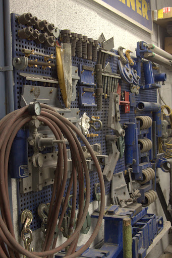 Auto Body Shop «Honda of Tenafly Auto Body», reviews and photos, 59 W Mahan St, Tenafly, NJ 07670, USA