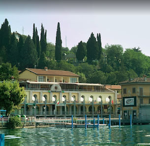 Hotel Lovere Resort & Spa Via G. Marconi, 97, 24065 Lovere BG, Italia