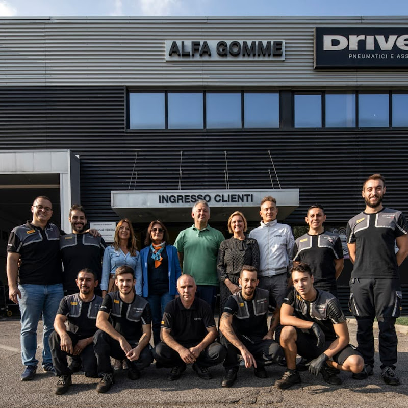 Alfa Gomme - Driver Center Pirelli