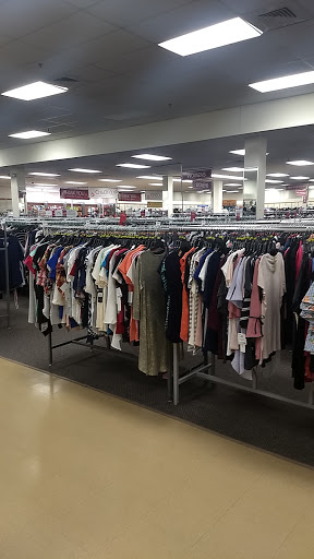 Clothing Store «Burlington Coat Factory», reviews and photos, 233 Broad St, Bridgewater, MA 02324, USA