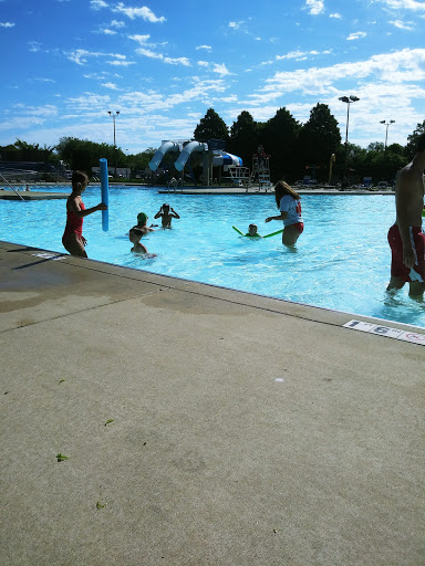 Water Park «Forest Park Aquatic Center», reviews and photos, 7501 Harrison St, Forest Park, IL 60130, USA