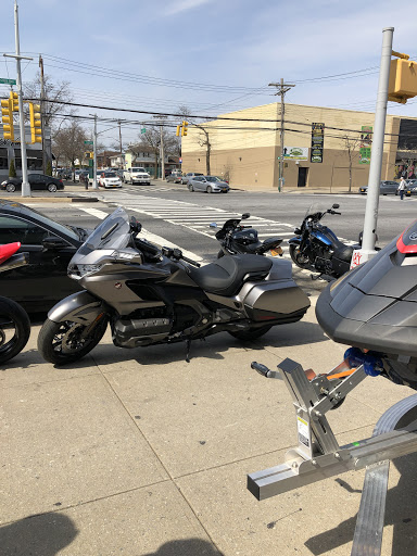 Motorcycle Dealer «Crossbay Motorsports of Howard Beach», reviews and photos, 164-01 Cross Bay Blvd, Howard Beach, NY 11414, USA
