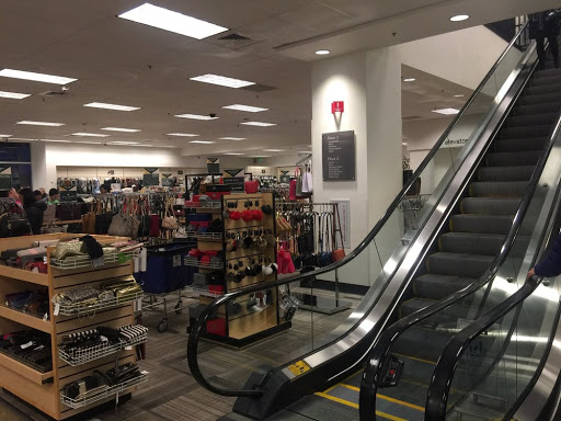 Department Store «Nordstrom Rack Downtown Portland», reviews and photos, 245 SW Morrison St, Portland, OR 97204, USA