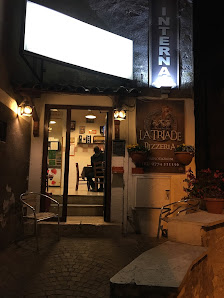 La Triade Pizzeria Piazza S. Giovanni, 30, 00012 Montecelio RM, Italia