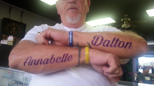 Tattoo Shop «LocoMotive Tattoo Studio», reviews and photos, 3850 E Gulf to Lake Hwy #6, Inverness, FL 34453, USA