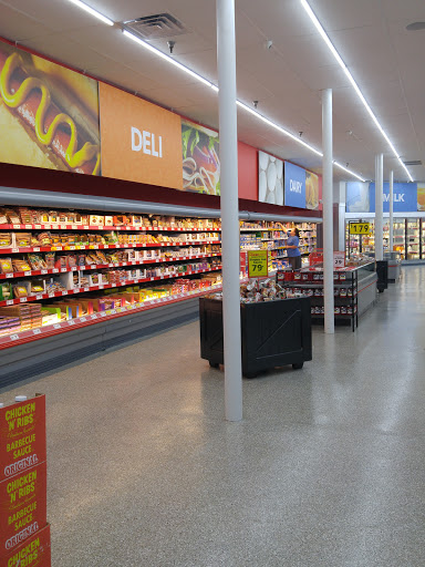 Grocery Store «Save-A-Lot», reviews and photos, 11 Hwy 630 E, Frostproof, FL 33843, USA