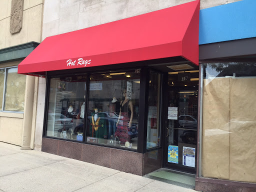Clothing Store «Hot Rags», reviews and photos, 39 South La Grange Road, La Grange, IL 60525, USA